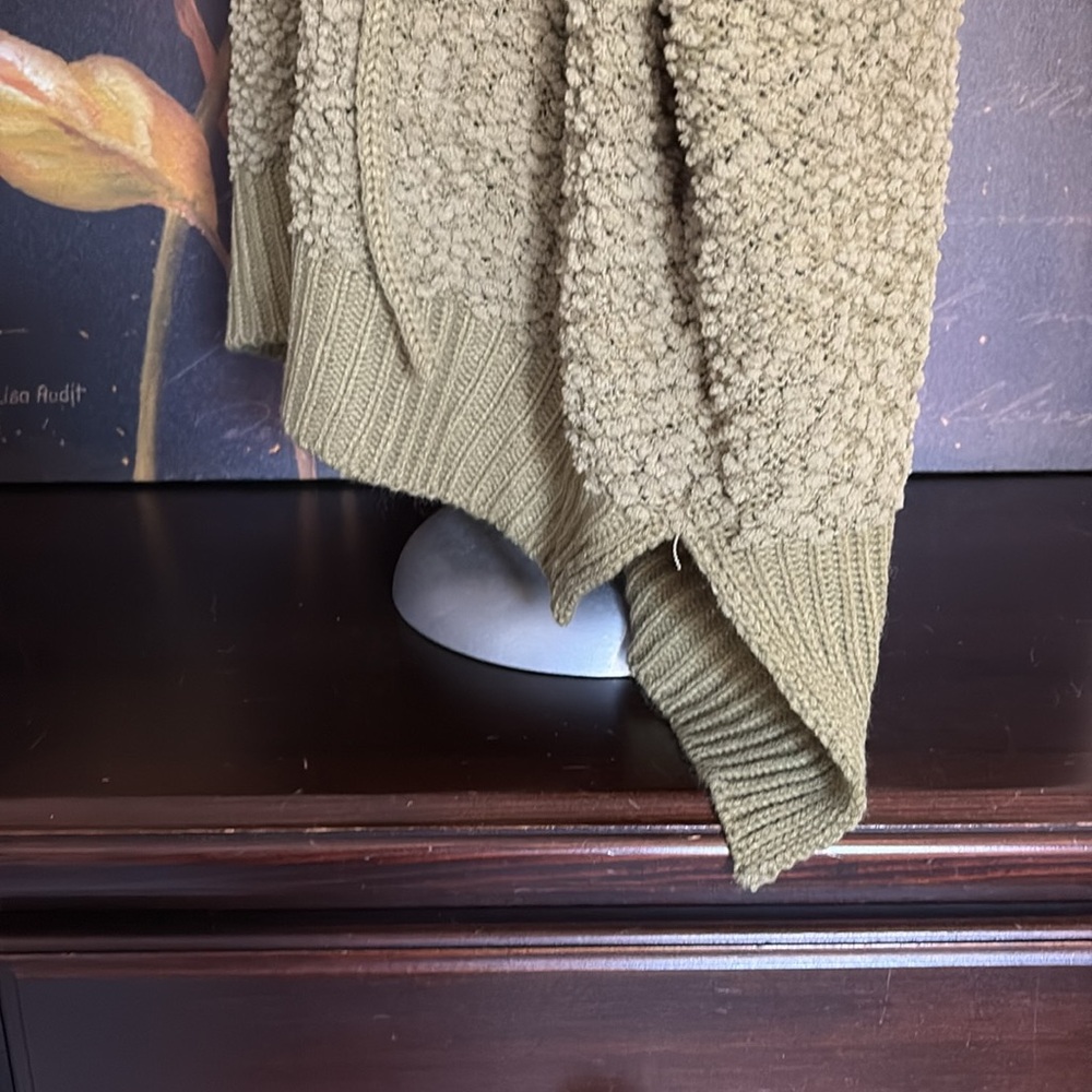 Soft Popcorn Knit Oversized Hoodie-Olive Green - Picture 8 of 10